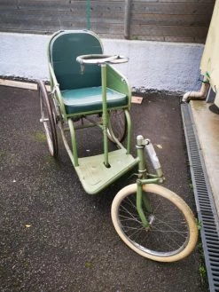 Vend Tricycle Poirier