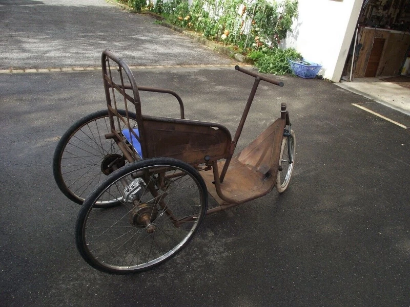 Rare 1920-1929 Poirier Modele F4 2 Rare 1920-1929 Poirier Modele F4